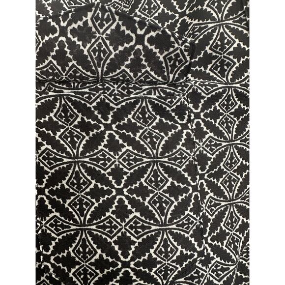 Timing Black Geometric Design Work Career Casual Blouse Top Women’s Size Small - Picture 5 of 10
